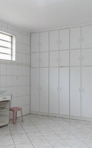Casa para alugar com 198m², 4 quartos e 2 vagasCozinha