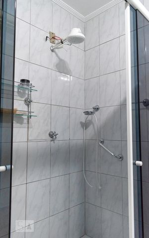 Casa para alugar com 198m², 4 quartos e 2 vagasBanheiro Corredor
