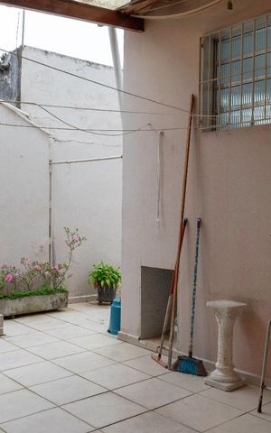 Casa para alugar com 198m², 4 quartos e 2 vagasQuintal