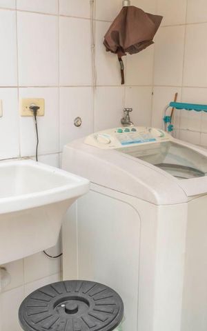 Casa de condomínio para alugar com 82m², 2 quartos e 2 vagasLavanderia