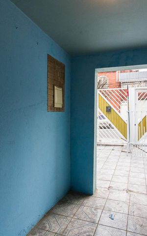Casa para alugar com 76m², 2 quartos e 1 vagaEntrada