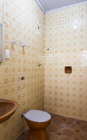 Casa para alugar com 76m², 2 quartos e 1 vagaBanheiro