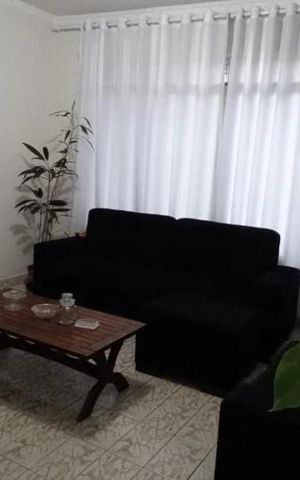 Casa à venda com 230m², 3 quartos e 4 vagas Casa à venda com 230m², 3 quartos e 4 vagasSala