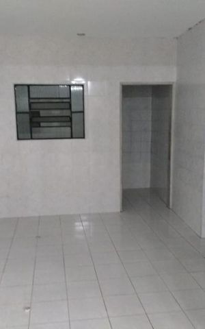Casa à venda com 230m², 3 quartos e 4 vagas Casa à venda com 230m², 3 quartos e 4 vagasEdícula