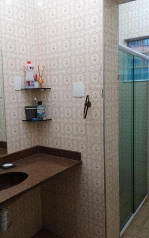 Casa à venda com 230m², 3 quartos e 4 vagas Casa à venda com 230m², 3 quartos e 4 vagasBanheiro 2