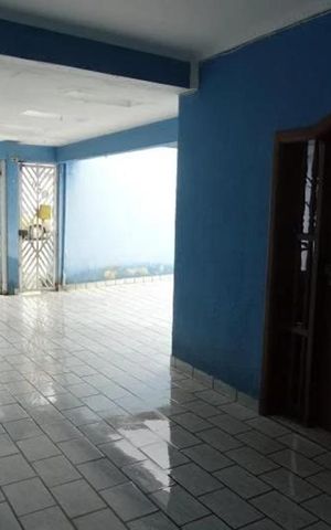 Casa à venda com 230m², 3 quartos e 4 vagas Casa à venda com 230m², 3 quartos e 4 vagasGaragem