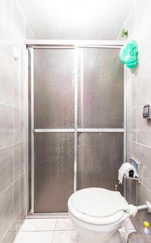 Casa para alugar com 240m², 5 quartos e 2 vagasBanheiro casa 2