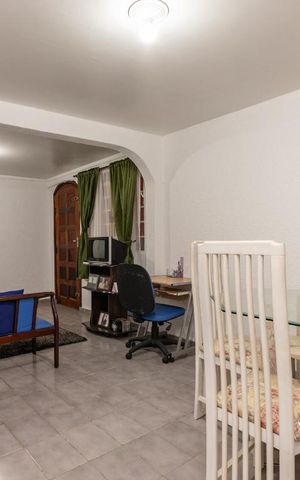 Casa para alugar com 240m², 5 quartos e 2 vagasSala casa 2