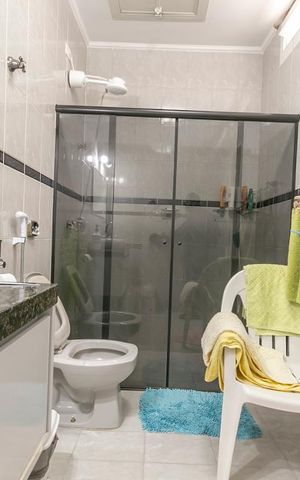 Casa para alugar com 250m², 2 quartos e 2 vagasBanheiro