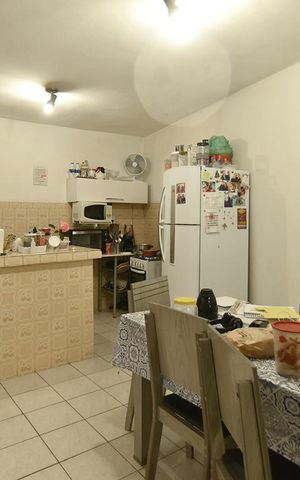 Casa à venda com 440m², 5 quartos e 8 vagasEdicula - cozinha