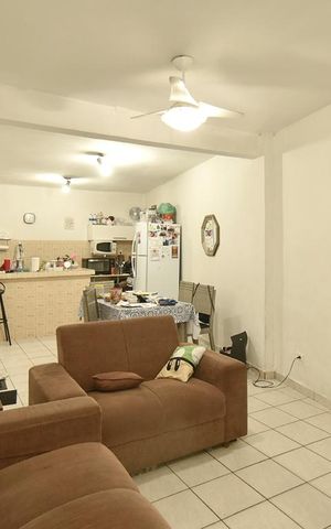 Casa à venda com 440m², 5 quartos e 8 vagasEdicula - sala e cozinha