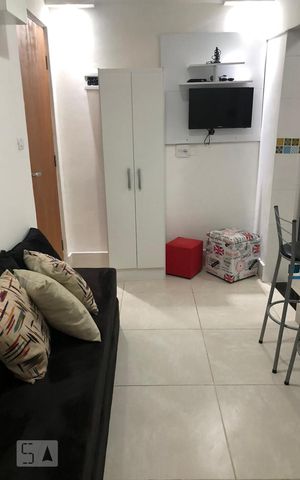Studio para alugar com 18m², 1 quarto e sem vaga Studio para alugar com 18m², 1 quarto e sem vagaSala/Quarto