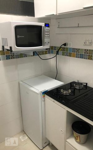 Studio para alugar com 18m², 1 quarto e sem vaga Studio para alugar com 18m², 1 quarto e sem vagaCozinha
