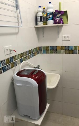 Studio para alugar com 18m², 1 quarto e sem vaga Studio para alugar com 18m², 1 quarto e sem vagaLavanderia