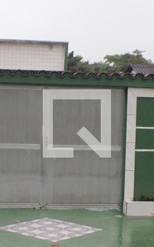 Casa à venda com 90m², 2 quartos e 5 vagasFachada