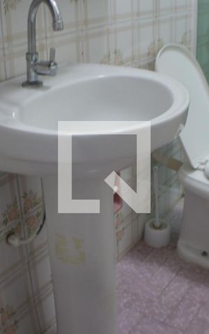 Casa à venda com 90m², 2 quartos e 5 vagasBanheiro