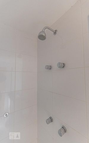 Apartamento à venda com 57m², 2 quartos e 1 vaga Apartamento à venda com 57m², 2 quartos e 1 vagaBanheiro Suite
