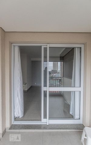 Apartamento à venda com 57m², 2 quartos e 1 vaga Apartamento à venda com 57m², 2 quartos e 1 vagaVaranda Sala