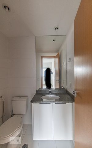Apartamento à venda com 57m², 2 quartos e 1 vaga Apartamento à venda com 57m², 2 quartos e 1 vagaBanheiro Suite