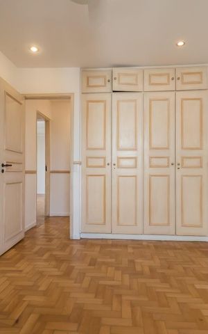 Apartamento para alugar com 178m², 3 quartos e 2 vagas Apartamento para alugar com 178m², 3 quartos e 2 vagasQuarto 2