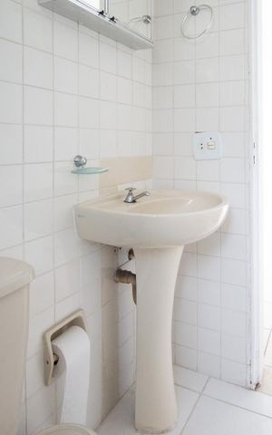 Apartamento à venda com 45m², 1 quarto e sem vagaBanheiro
