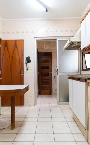 Apartamento para alugar com 96m², 3 quartos e 1 vaga Apartamento para alugar com 96m², 3 quartos e 1 vagaCozinha