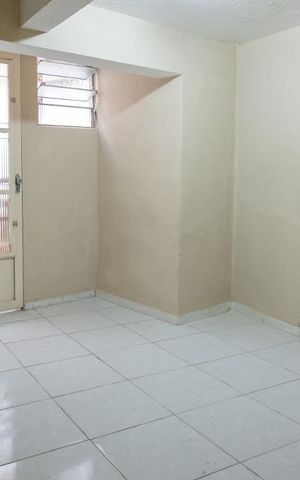 Casa à venda com 250m², 7 quartos e 1 vaga