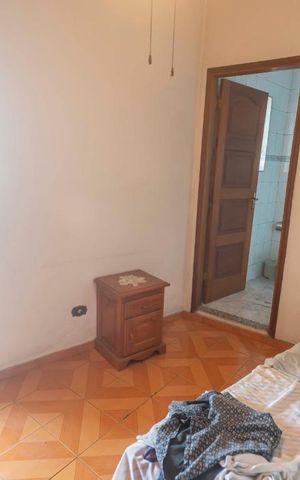 Casa à venda com 334m², 2 quartos e 6 vagasSuíte