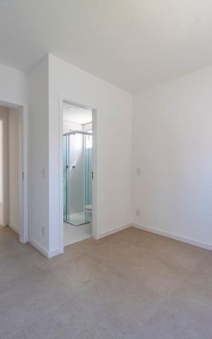 Apartamento à venda com 77m², 3 quartos e 2 vagas Apartamento à venda com 77m², 3 quartos e 2 vagasQuarto 3