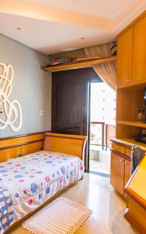 Apartamento à venda com 171m², 3 quartos e 3 vagasSuíte 1