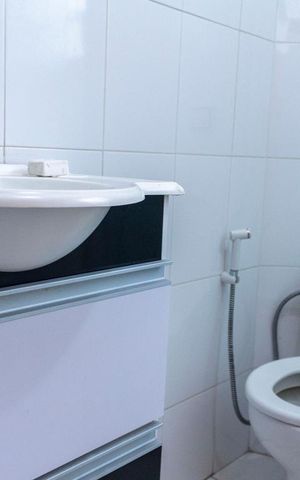 Casa à venda com 192m², 4 quartos e 8 vagasBanheiro