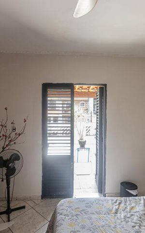 Casa à venda com 125m², 3 quartos e 2 vagas Casa à venda com 125m², 3 quartos e 2 vagasQuarto 3