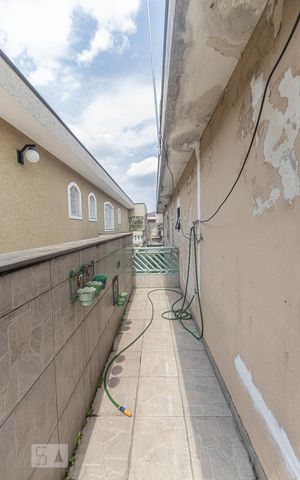 Casa à venda com 125m², 3 quartos e 2 vagas Casa à venda com 125m², 3 quartos e 2 vagasVaranda Quarto 3