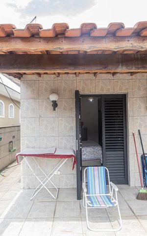 Casa à venda com 125m², 3 quartos e 2 vagas Casa à venda com 125m², 3 quartos e 2 vagasVaranda Quarto 3