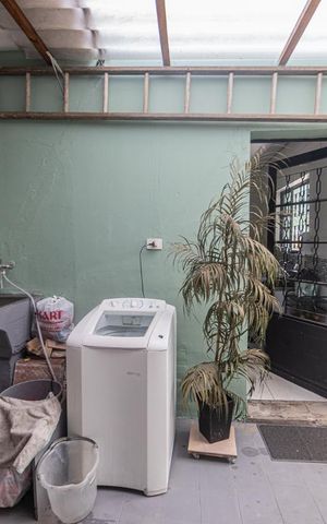 Casa à venda com 125m², 3 quartos e 2 vagas Casa à venda com 125m², 3 quartos e 2 vagasÁrea de Serviço