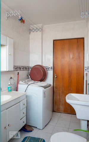 Apartamento para alugar com 50m², 1 quarto e sem vagaBanheiro