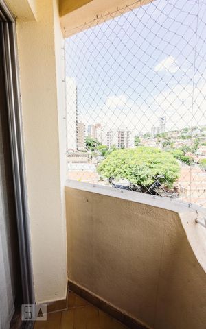 Apartamento para alugar com 72m², 3 quartos e 1 vagaVaranda