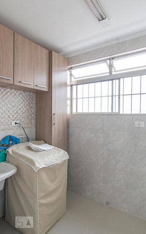 Apartamento à venda com 105m², 3 quartos e sem vagaLavanderia