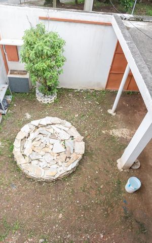 Casa à venda com 182m², 2 quartos e 2 vagasVista