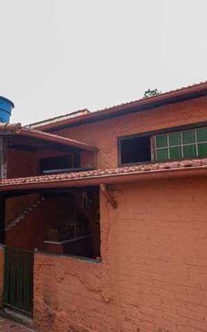 Casa à venda com 182m², 2 quartos e 2 vagasQuintal