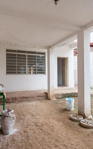 Casa à venda com 182m², 2 quartos e 2 vagasGaragem