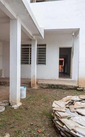 Casa à venda com 182m², 2 quartos e 2 vagasGaragem