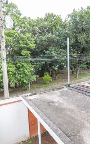 Casa à venda com 182m², 2 quartos e 2 vagasVista