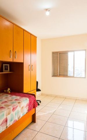 Casa à venda com 350m², 3 quartos e 4 vagasQuarto 2