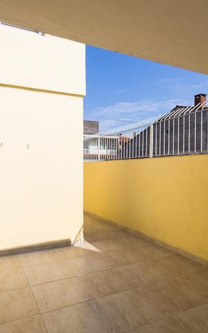 Casa à venda com 350m², 3 quartos e 4 vagasÁrea de Serviço