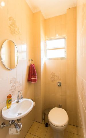 Casa à venda com 350m², 3 quartos e 4 vagasLavabo