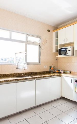 Casa à venda com 350m², 3 quartos e 4 vagasCozinha