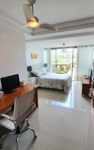 Apartamento à venda com 300m², 5 quartos e 2 vagas Apartamento à venda com 300m², 5 quartos e 2 vagasDormitório 1