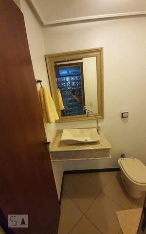 Apartamento à venda com 300m², 5 quartos e 2 vagas Apartamento à venda com 300m², 5 quartos e 2 vagasBanheiro 5