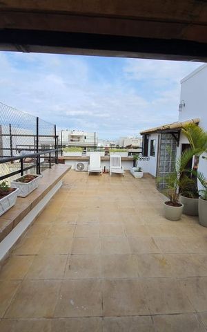 Apartamento à venda com 300m², 5 quartos e 2 vagas Apartamento à venda com 300m², 5 quartos e 2 vagasSacada
